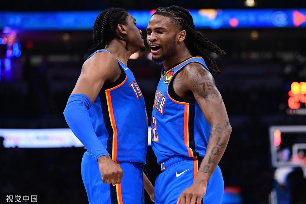 更让一段湖 更让一段湖