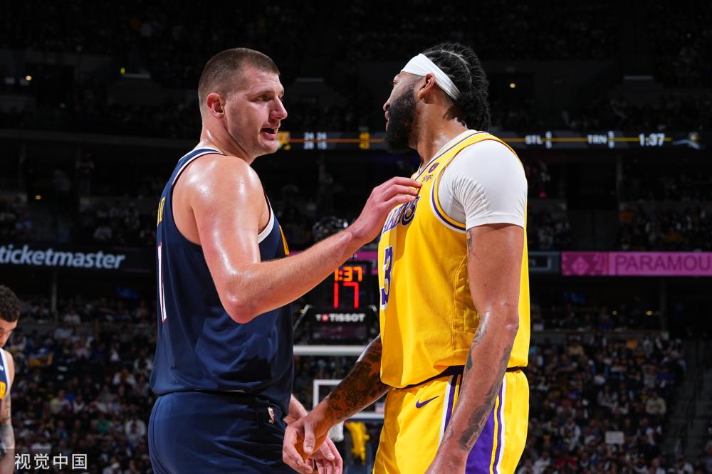 他们不仅成 他们不仅成